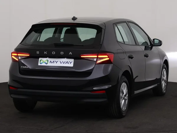 SKODA Fabia (2025) — foto 9 van 18