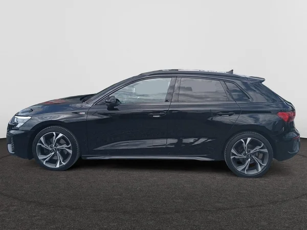 AUDI A3 Sportback (2021) — foto 9 van 17