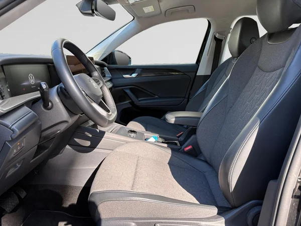VOLKSWAGEN Tayron (2025) — foto 24 van 24
