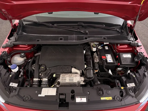 OPEL Corsa (2023) — foto 6 van 29