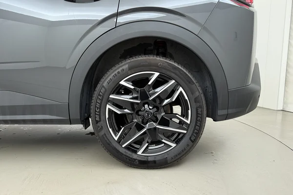 Peugeot 3008 (2025) — foto 14 van 17