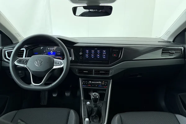 Volkswagen Taigo — foto 16 van 16