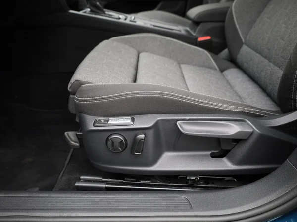 Volkswagen Passat (2022) — foto 27 van 44