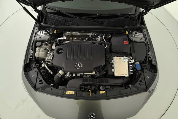 Mercedes-Benz A-Class Sedan (V177) (2025) — foto 2 van 33