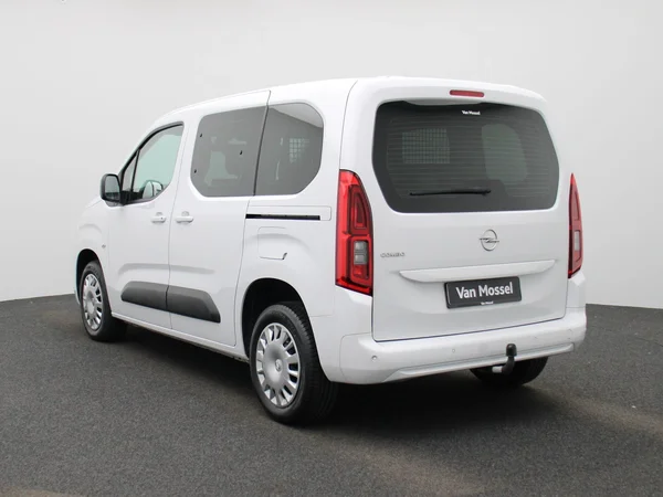 Opel Combo Life (2023) — foto 12 van 39