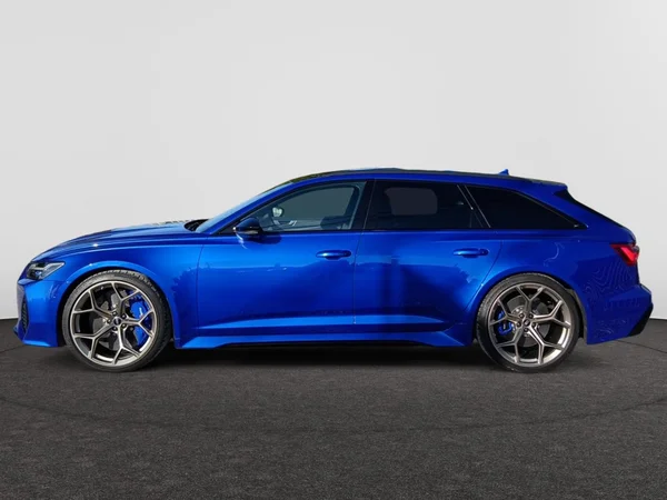 AUDI RS6 Avant (2024) — foto 10 van 19