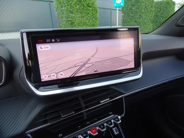 Peugeot 2008 (2025) — foto 5 van 18