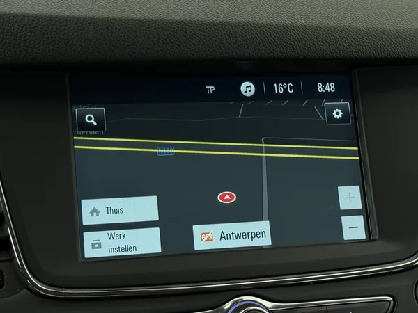 OPEL Astra (2022) — foto 10 van 25