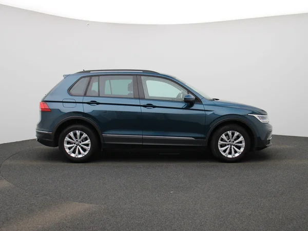 Volkswagen Tiguan (2022) — foto 37 van 39
