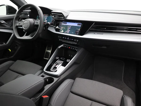 AUDI A3 Sedan Dsl (2025) — foto 16 van 22