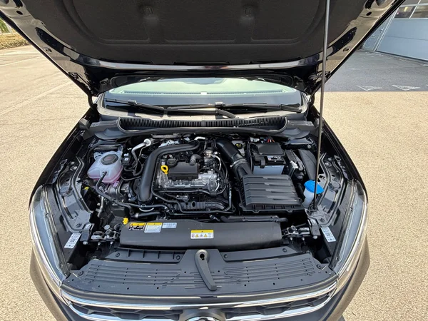 VOLKSWAGEN Taigo (2026) — foto 3 van 23