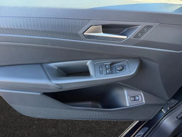 VOLKSWAGEN Caddy Maxi eHybrid (PHEV) (2026) — foto 13 van 16