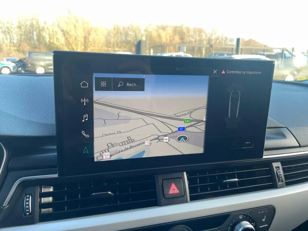 AUDI A4 Avant Dsl (2023) — foto 2 van 22