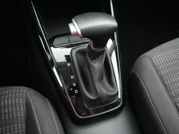Kia Stonic (2025) — foto 2 van 22