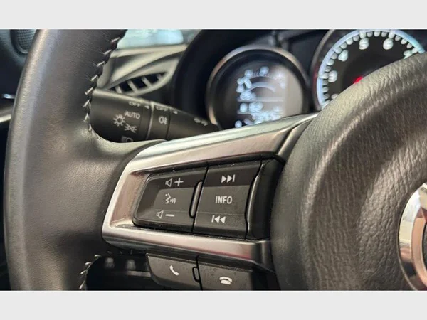 Mazda MX-5 (2023) — foto 10 van 25