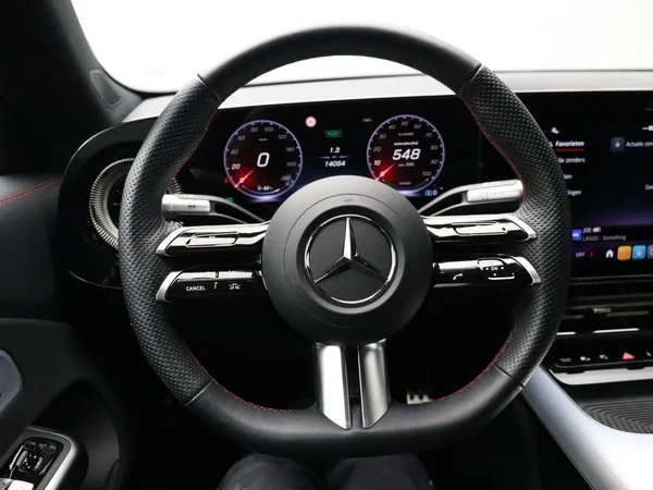 Mercedes-Benz CLA (2026) — foto 6 van 33
