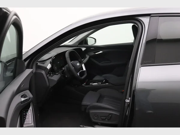 AUDI Q6 Sportback e-tron (2025) — foto 3 van 22