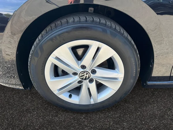 VOLKSWAGEN Golf VIII SW (2022) — foto 24 van 24