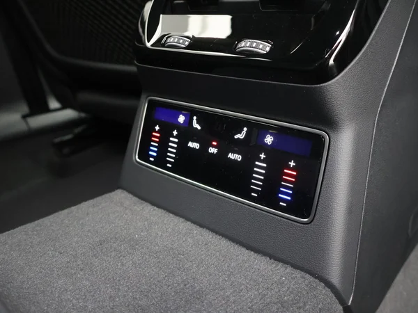 AUDI A6 Avant (2026) — foto 2 van 23