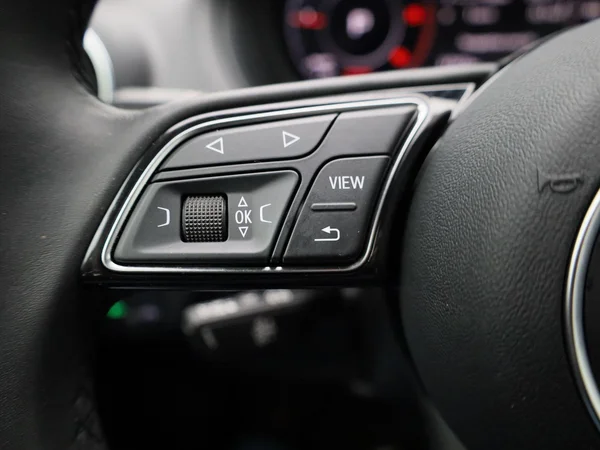Audi Q2 (2022) — foto 13 van 38