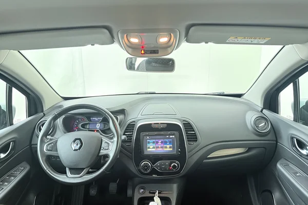 Renault Captur (2017) — foto 29 van 29