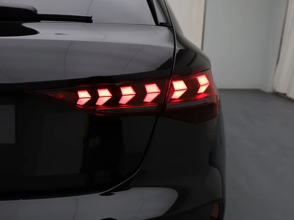 AUDI A3 Sportback PHEV (2025) — foto 17 van 19
