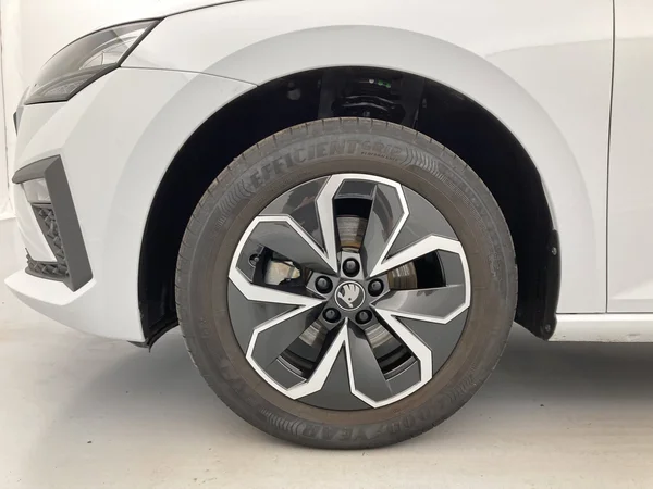 SKODA Scala (2025) — foto 24 van 36
