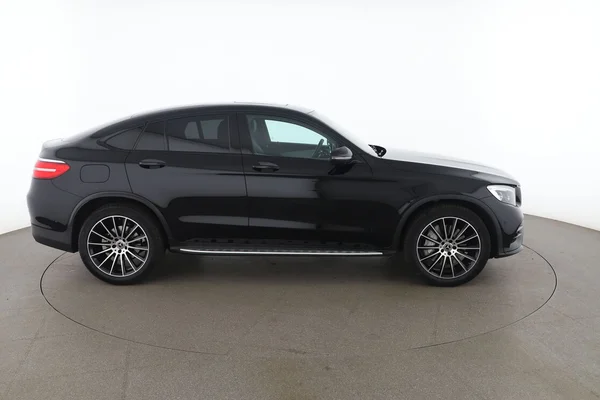 Mercedes-Benz GLC-Klasse (2018) — foto 13 van 16