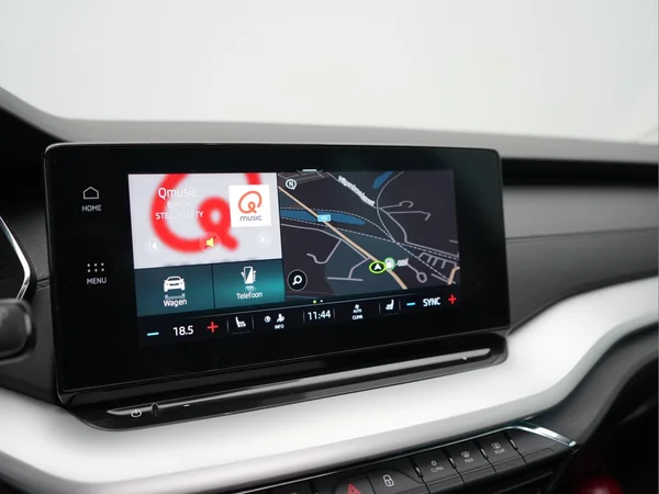 SKODA Octavia Combi (2021) — foto 18 van 41
