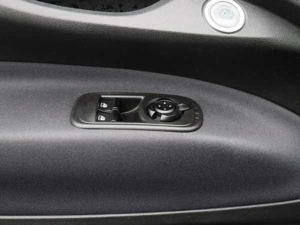 Fiat 500e (2022) — foto 16 van 36