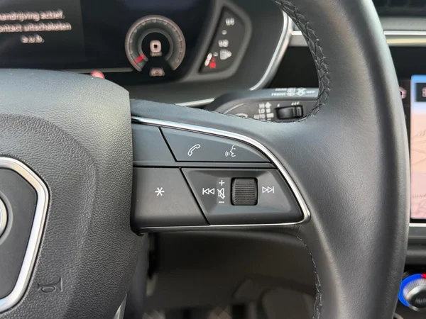AUDI Q3 Sportback (2022) — foto 3 van 21