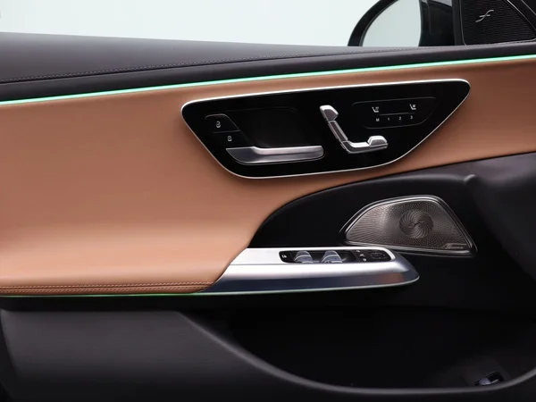 Mercedes-Benz E-Klasse (2024) — foto 22 van 22
