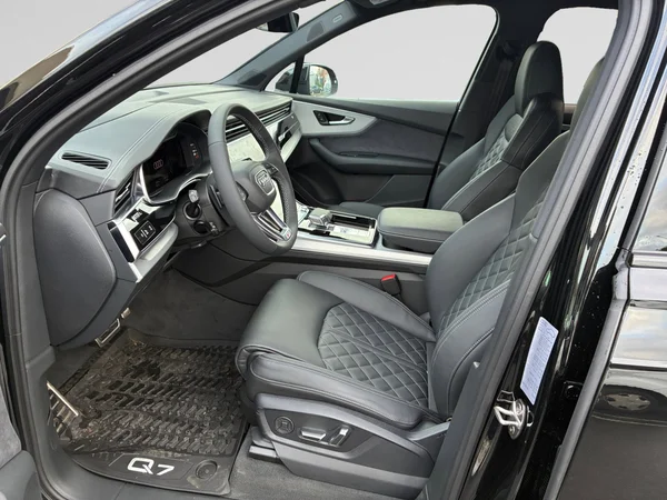 AUDI Q7 (2025) — foto 2 van 23