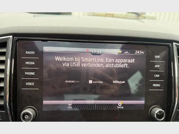 Skoda Karoq (2020) — foto 9 van 29