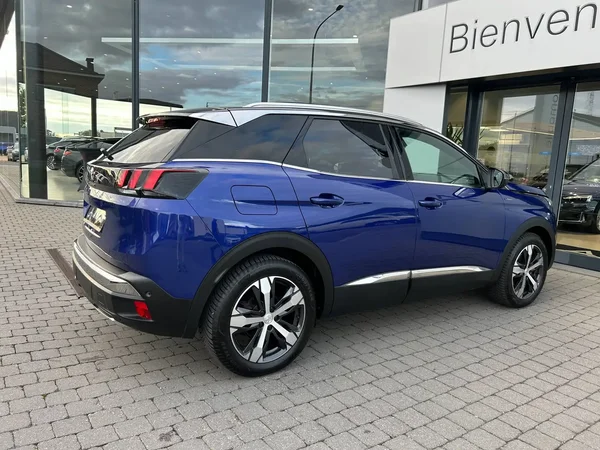 Peugeot 3008 (2018) — foto 13 van 22