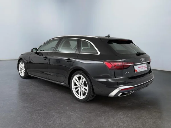 AUDI A4 Avant Dsl (2021) — foto 14 van 17