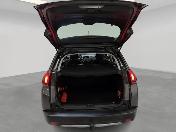 Peugeot 2008 (2019) — foto 20 van 22