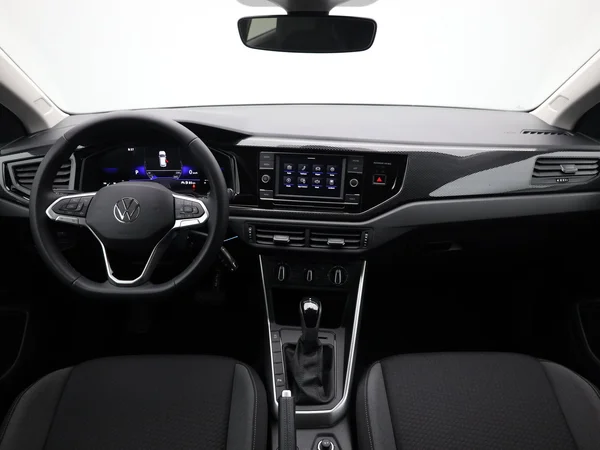 VOLKSWAGEN Taigo (2022) — foto 2 van 21