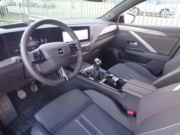 Opel Astra (2025) — foto 6 van 26