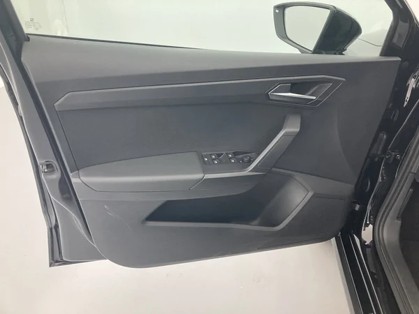 SEAT Arona (2021) — foto 11 van 36