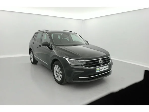 VOLKSWAGEN Tiguan (2022) — foto 23 van 36