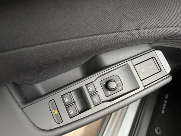 VOLKSWAGEN ID.Polo (2026) — foto 10 van 25