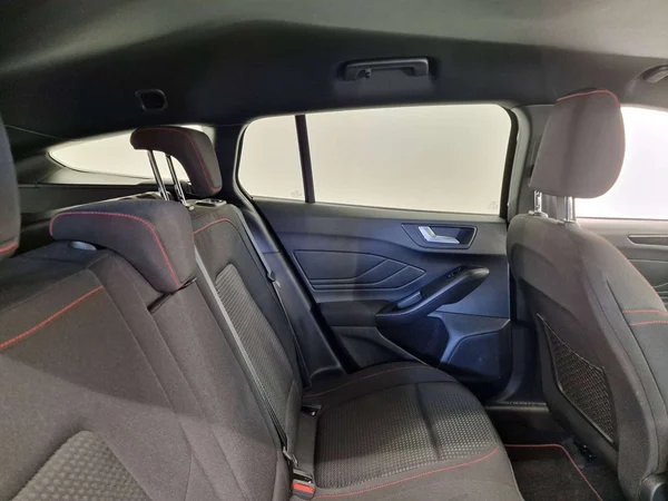 Ford Focus (2024) — foto 14 van 16
