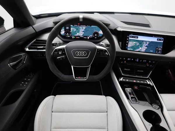 AUDI RS e-tron GT (2025) — foto 5 van 27