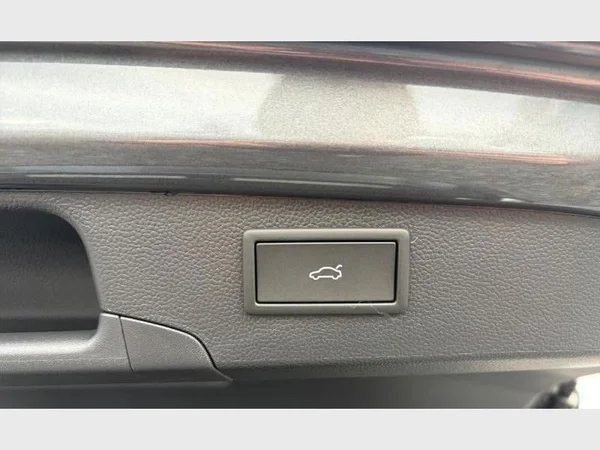 Volkswagen Passat Variant eHybrid (2026) — foto 17 van 29