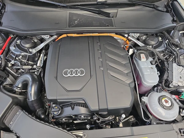 AUDI A6 Avant (2025) — foto 13 van 15