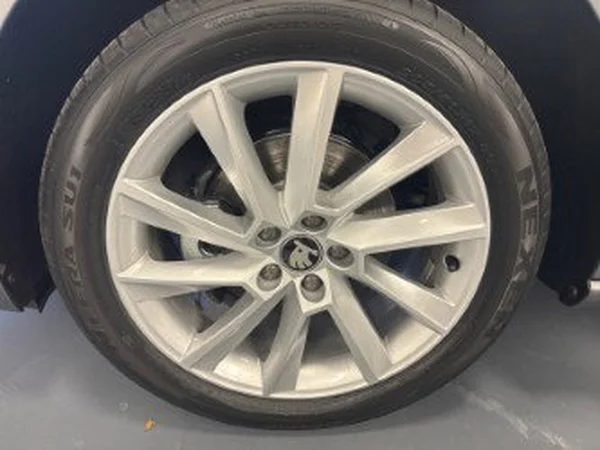 SKODA Scala (2025) — foto 17 van 25