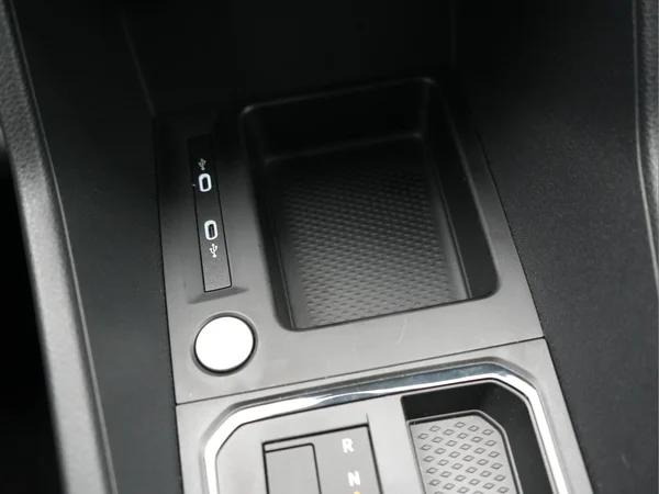 VOLKSWAGEN Caddy Maxi eHybrid (PHEV) (2026) — foto 16 van 25