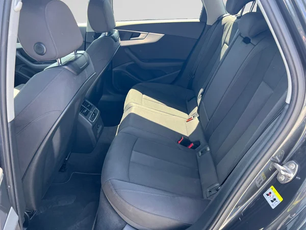 AUDI A4 Avant (2019) — foto 5 van 18