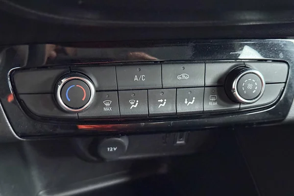 Opel Corsa (2025) — foto 6 van 28